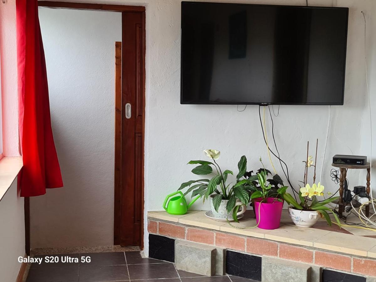 Ap Luso Brasileiro Hotel Lajes das Flores ภายนอก รูปภาพ